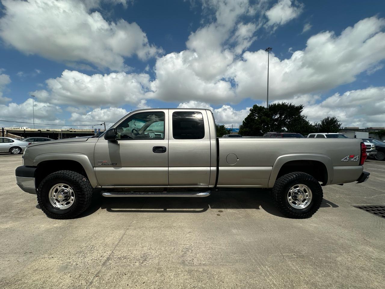 chevrolet silverado 2500hd 2003 1GCHK29153E359453 image chevrolet silverado 2500hd 2003 1GCHK29153E359453 image